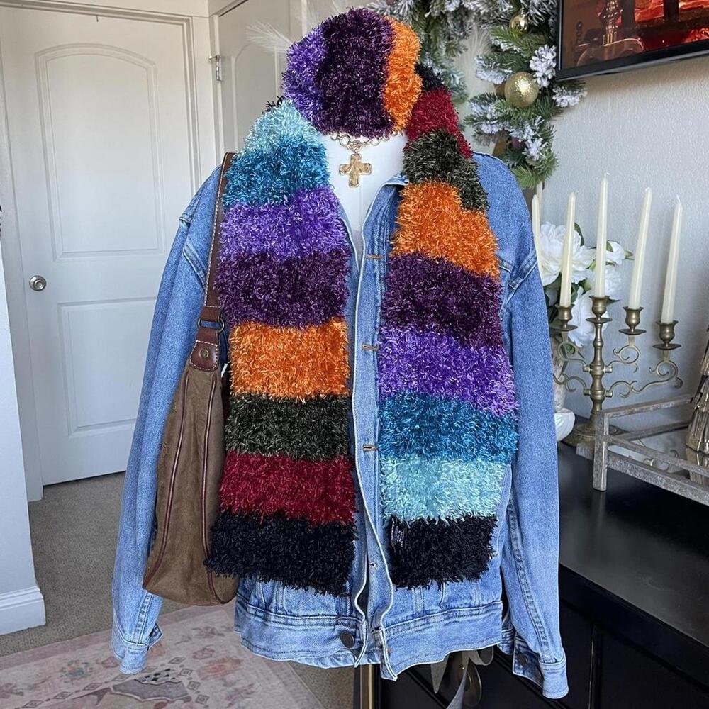 Y2K Stripe Fuzzy Scarf